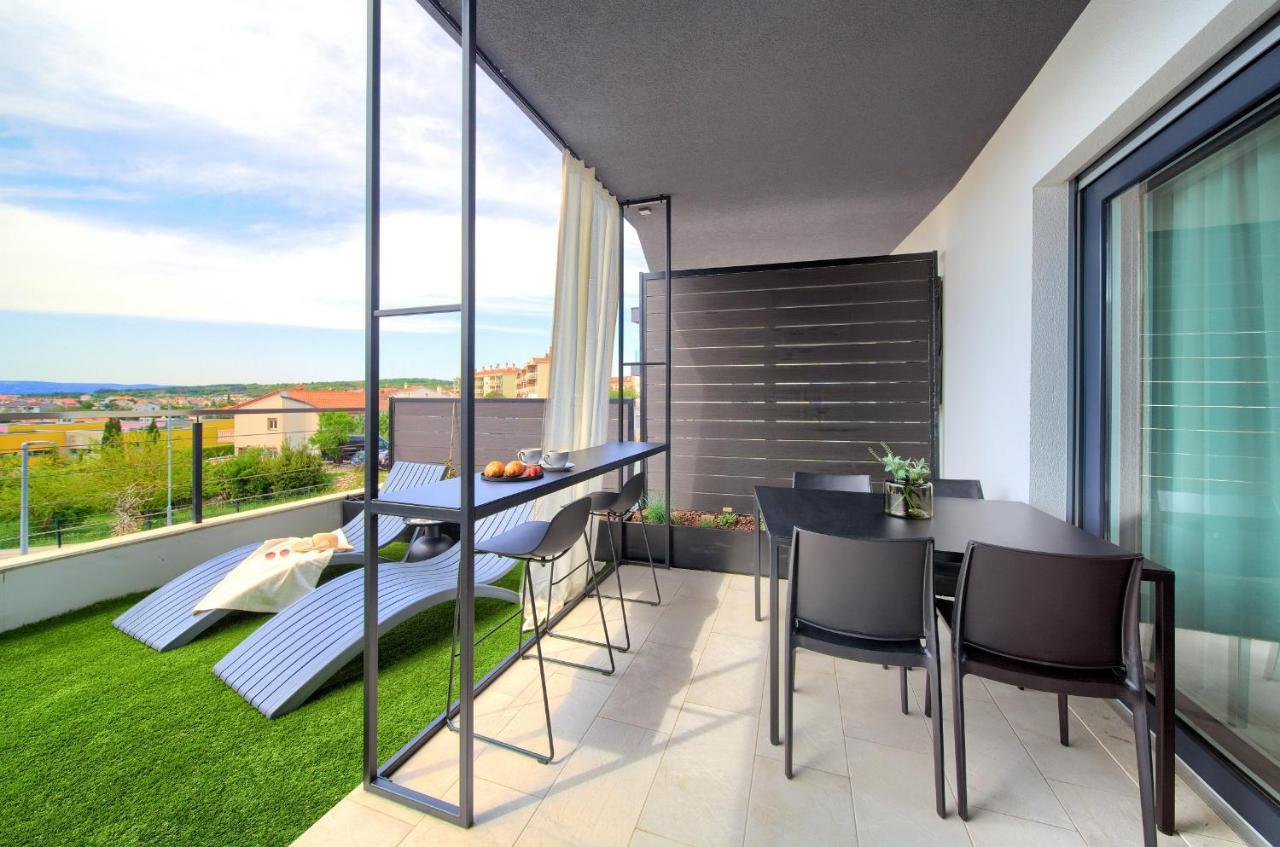 Apartment Diamar With Seaview Krk Town Dış mekan fotoğraf