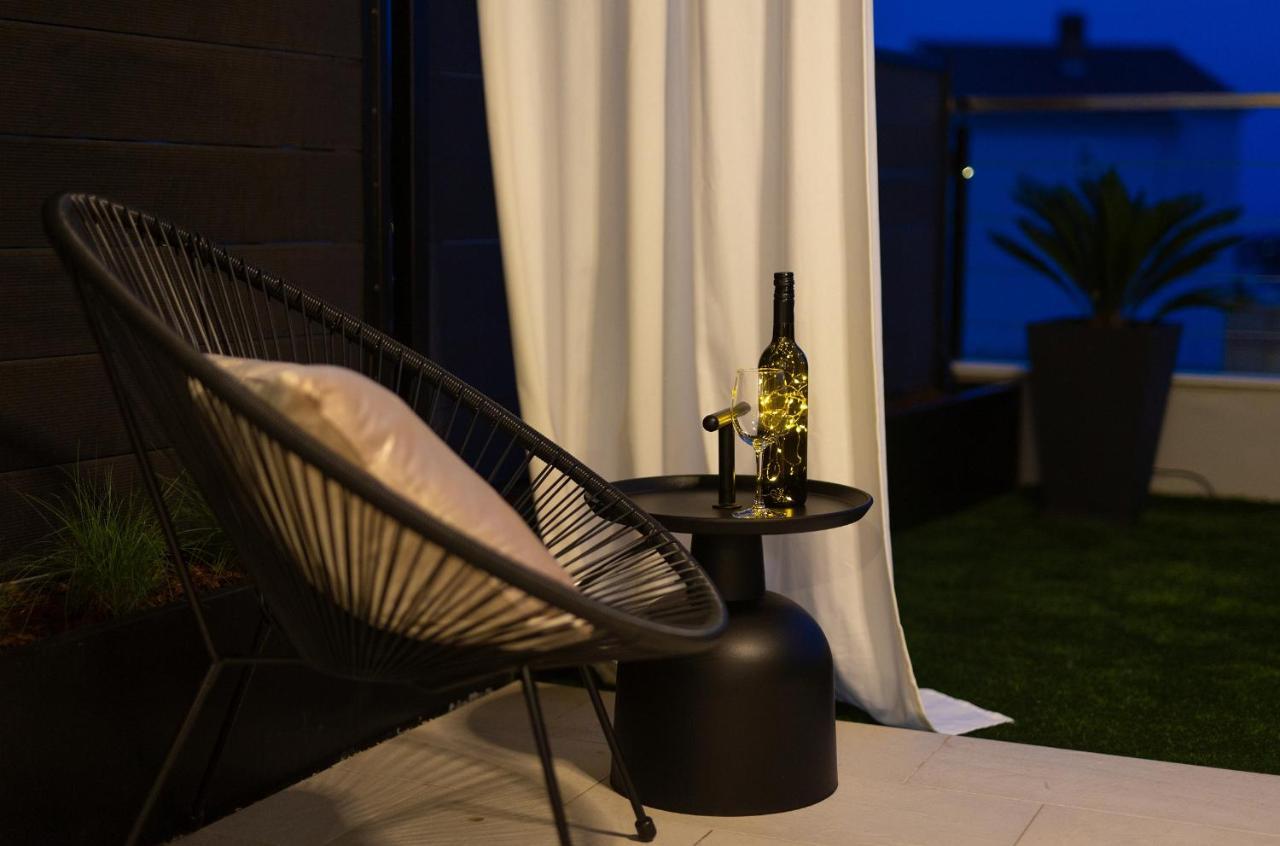 Apartment Diamar With Seaview Krk Town Dış mekan fotoğraf